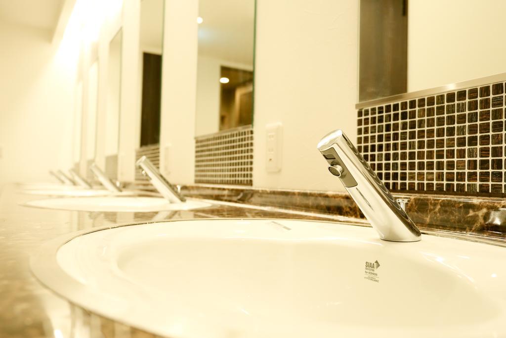 Fuku Hostel Namba Ōsaka Extérieur photo