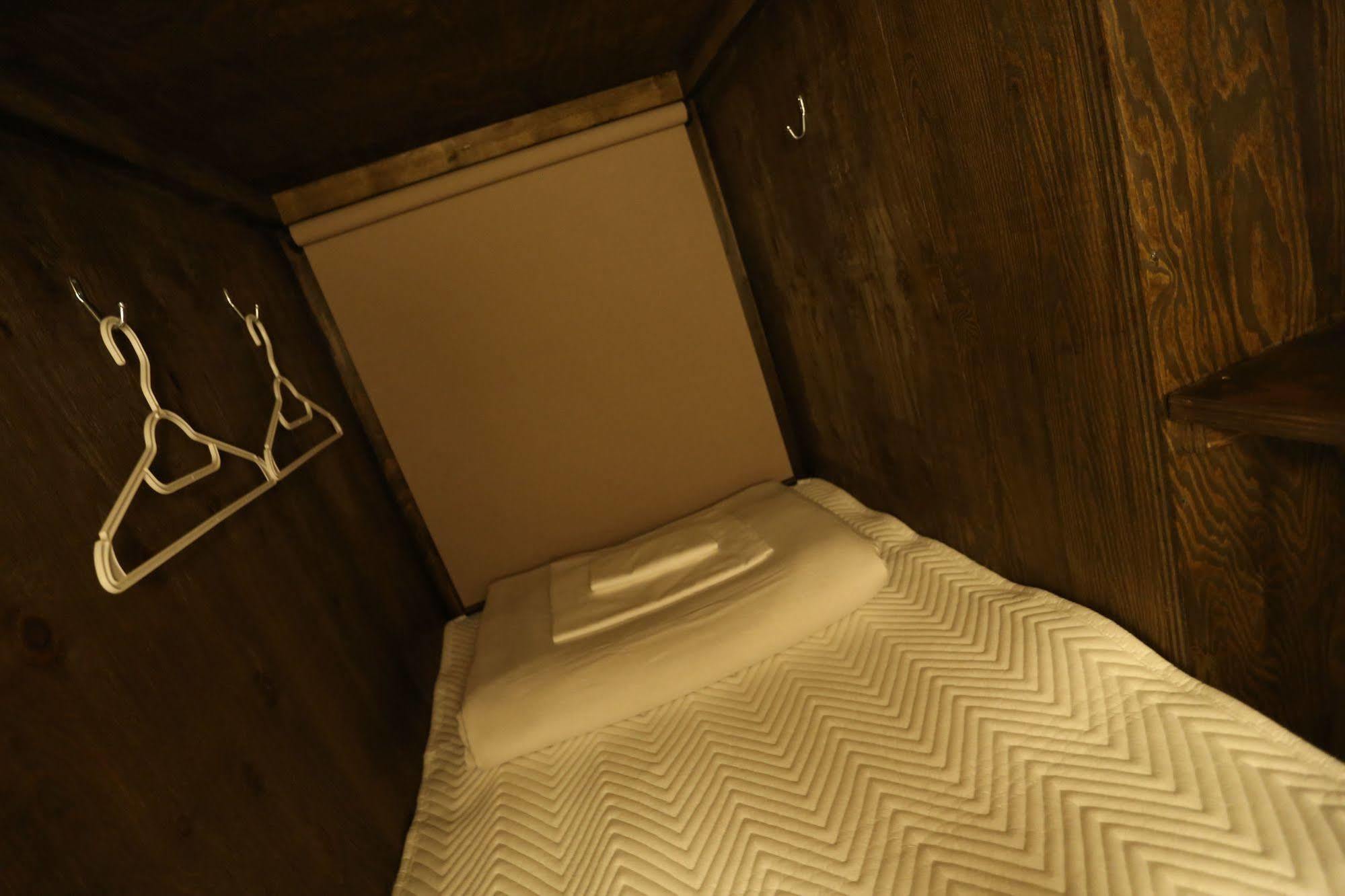 Fuku Hostel Namba Ōsaka Extérieur photo