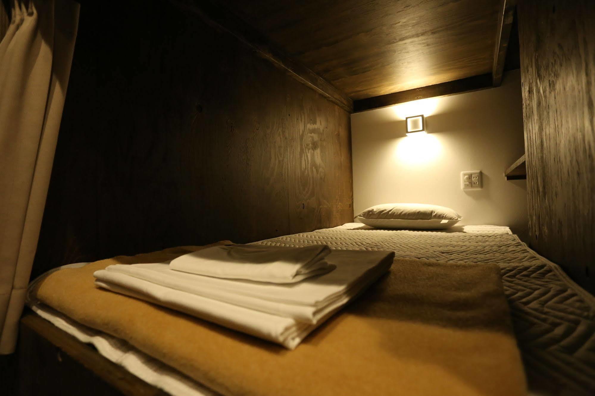 Fuku Hostel Namba Ōsaka Extérieur photo